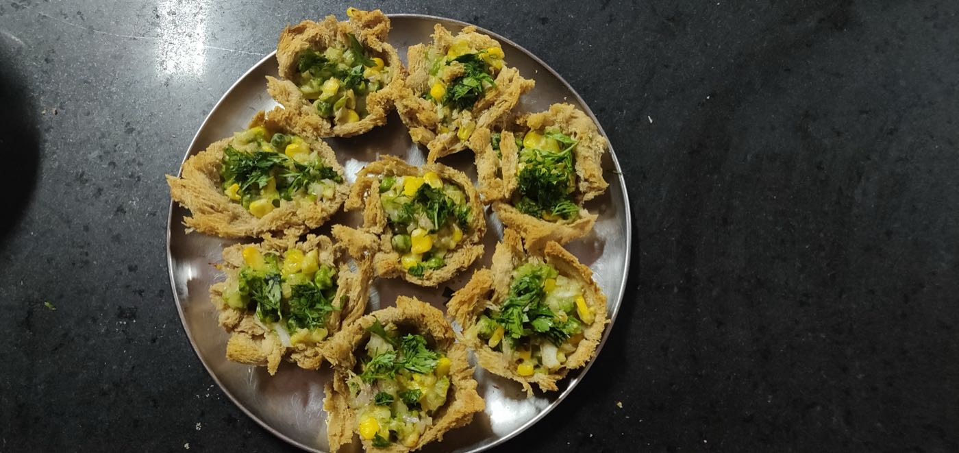 Savoury bread baskets